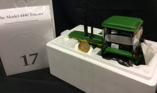 Ertl Precision Classics John Deere 4440 Tractor  1/16  W/Box