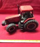 Case 110  Tractor  1/16