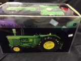 Ertl Precision Classics John Deere Model 5010 Tractor W/Box  1/16