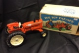 Ertl Toy Farmer Allis-Chalmers D19   1/16  W/Box