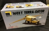 KZCO 1603T Terra-Gator Air Spreader 1/28 W/Box
