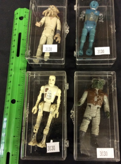 4 Star Wars Figures: 2 Droids, Bossk,