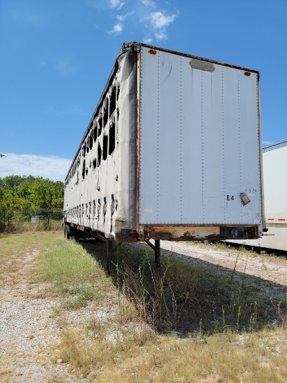 PICK UP LOCATION DUNCANVILLE, TX: 1985 Utility 48' Flatbed Trailer VIN 1UYFS2488FC401904 - SOLD WITH