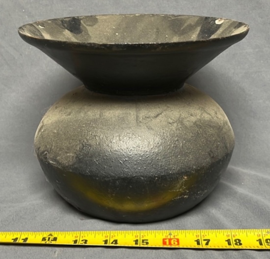 Cast iron spittoon 8x6.5"