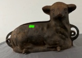 Vintage Cast Iron Lamb Mold approx. 11â€x8â€