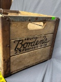 Borden's wood milk crate 13x19x11
