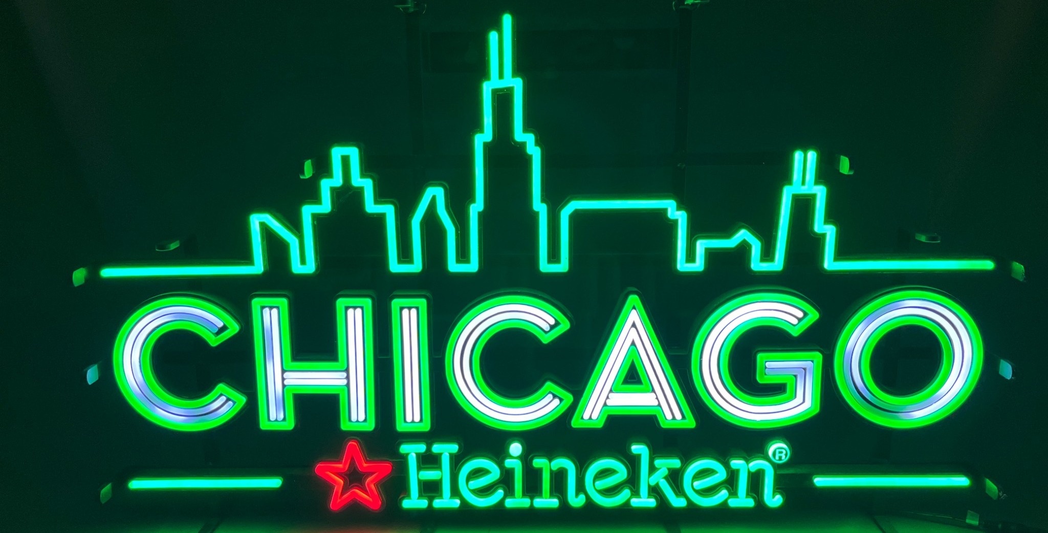 Heineken Chicago Neon Sign With City Skyline | Proxibid