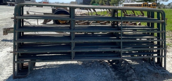 8 Corral Gates