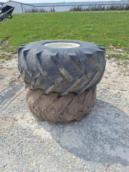 Pair 18x16 tires and rims