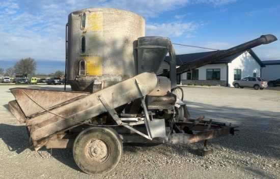 Farmhand B Feedmaster feed grinder, gearbox went out 2 weeks ago, owned for 53 years