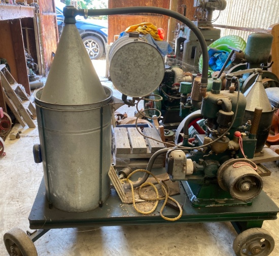 Cushman Water-Cooled Hit-and-Miss Engine on Cart