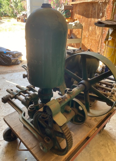 F.E. Myers Cast Iron Pump with Flywheel