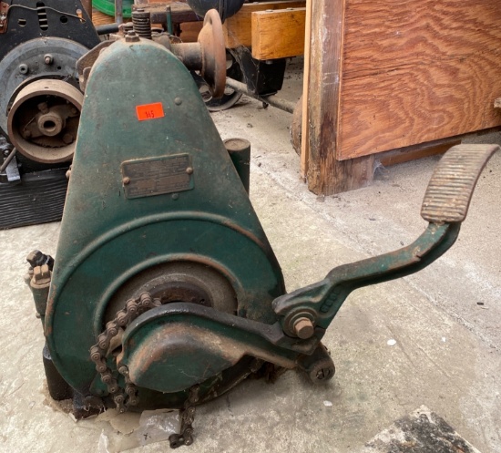 Briggs and Stratton Model F H Kickstart Engine