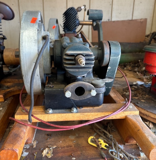 Maytag Model 72-D Gas Engine with Flywheel and Crank