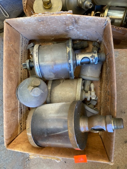 Boxed Lubricating Oilers with Threaded Attachments