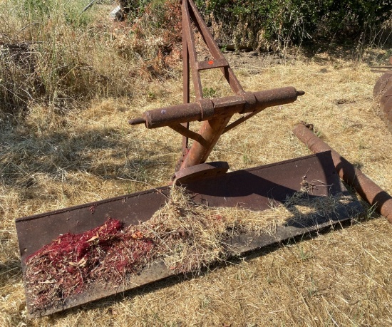 5-Foot Three-Point Grader Blade Implement