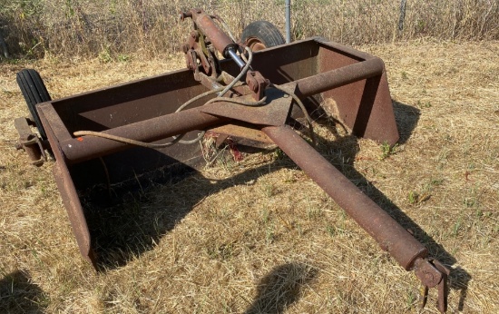 John Deere 6-Foot Pan Scraper with Killifer Mfg. Plate
