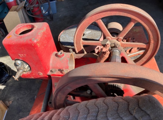 Hit and Miss Engine with Flywheels and Components