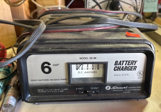 Schumacher Model SE-86 6-Amp Battery Charger