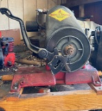 Briggs and Stratton Model Y Gas Engine, Type 60190 with Serial No. 33513