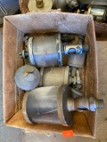 Boxed Lubricating Oilers with Threaded Attachments