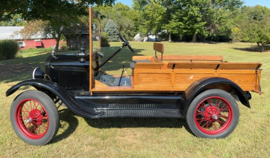 1926 Model T Express Bed Truck, Open Bed, Oak Wood, Wire Wheels, Runs and Drives. has title, VIN 139