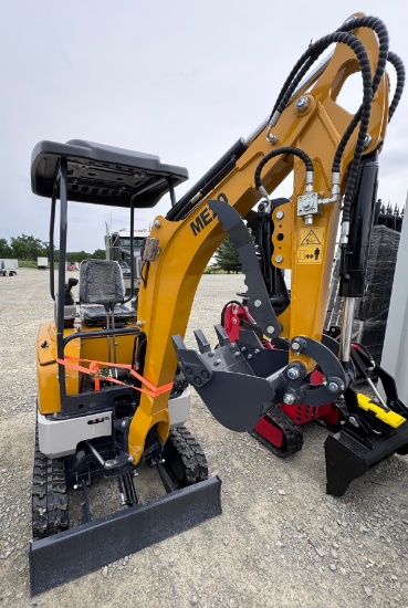 New 2026 SDLanch **YANMAR DIESEL POWERED** Model ME20 Mini Excavator, 23HP, Hydraulic Offset Boom,H