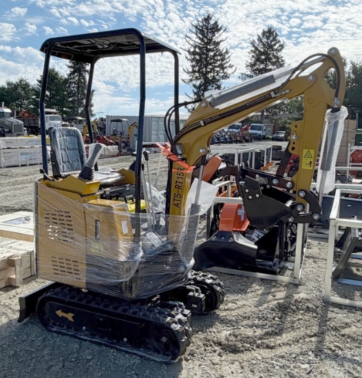 NEW 2026 Mini Excavator, Model ATS-RT15R