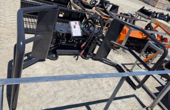 Wolverine Skid Steer Bale Squeeze, 36-74"