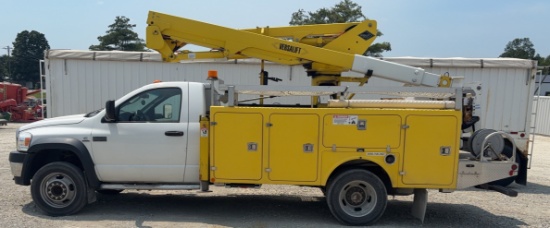 2008 Sterling Bucket Truck, Cummins Diesel, 4x4, NEW Transmission, Everything Works as it Should, Ru