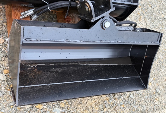Titling Excavator Bucket