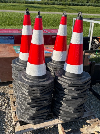 (50) Traffic Cones