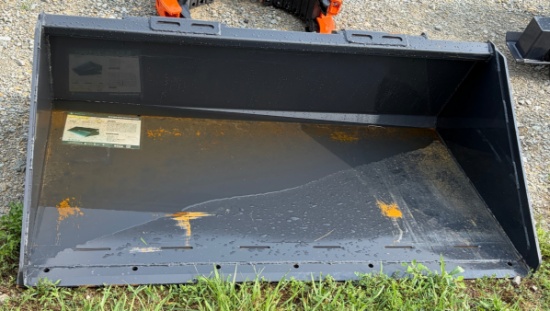 Wolverine Skid Steer Track Bucket, 68"
