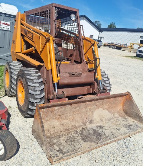 Case 1845 Diesel Skidloader, 8762hrs, Runs and Drives, Hand Controls, Cummins Diesel, Quick Attach w