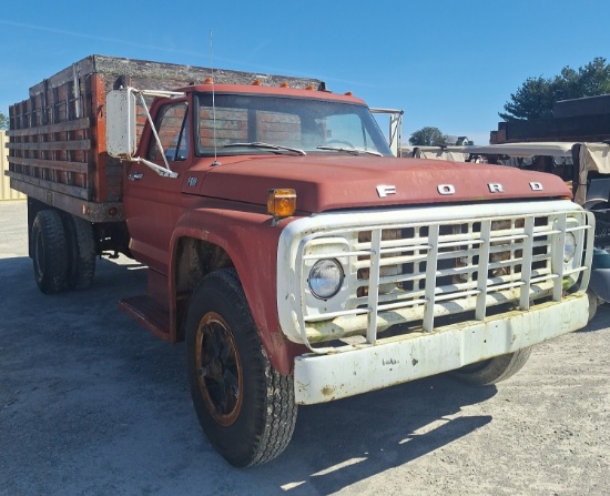1973 Ford F600 Grain Truck, 46,128 Miles, Gas, 16' Dump Bed, Runs and Drives, 330 V8 Engine, with 4