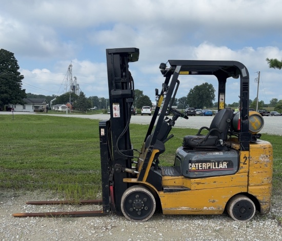 Caterpillar GC25K fork lift, Runs and Drives, 9298 Hours