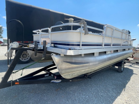 2002 Sweetwater Pontoon with 2018 Hoosier Drive On Trailer, Runs Great, Boat Was Just Taken Out of t