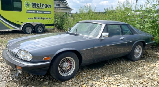 1988 Jaguar XJS, Shows 131,007 Miles, Has Been Sitting For More Than 2 Years, Brakes Are Locked Up,