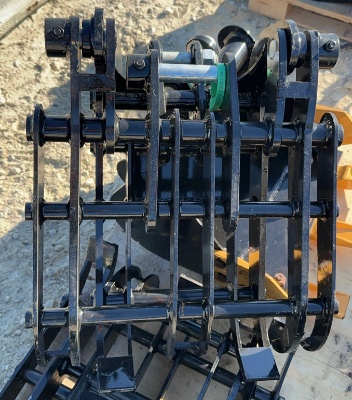 Mini Excavator Grapple