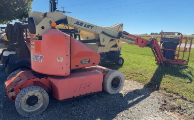 JLG Lift E400AJP Narrow Electric Lift, Fleet Maintained, Runs and Operates, 1422.5 Hours