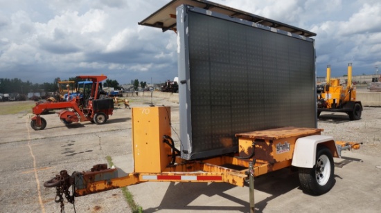 *2002 Solar Tech MB4048 Message Board, SN:MB4048407269