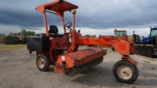 *Laymor 6HB Towbehind Sweeper, SN:6HB2202902-578, Kubota Diesel.
