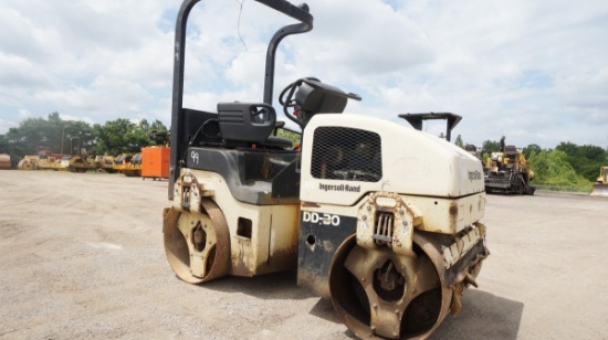 *2001 Ingersoll Rand DD30 Tandem Vibratory Roller, SN:173356, Kubota Diesel