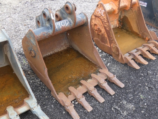 *Hitachi/JD 50/60 24'' Pin Bucket
