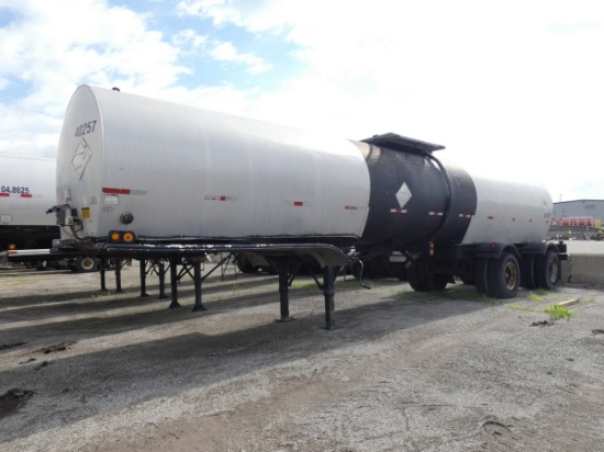 *1981 Fruehauf 6800 Gal. Asphalt Tank Trailer, SN:1H4T0412XBK009301, Model: