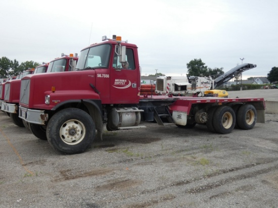 *2000 Volvo WG64 Mixer Truck Chassis, SN:4V5JC2UF2YN870661, Cummins ISM370,
