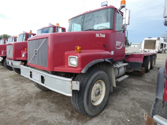 *2000 Volvo WG64 Mixer Truck Chassis, SN:4V5JC2UF6YN870663, Cummins ISM370,