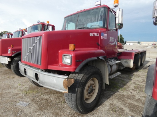 *2000 Volvo WG64 Mixer Truck Chassis, SN:4V5JC2UF8YN870664, Cummins ISM370,