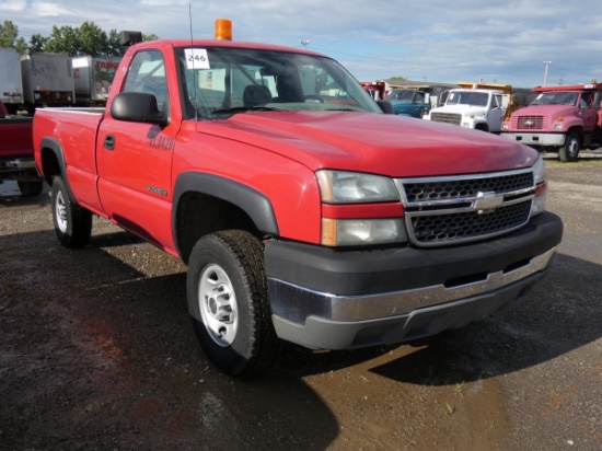*2005 Chevy 2500HD Pickup, SN:1GCHC24U65E248069, Standard Cab, Long Bed