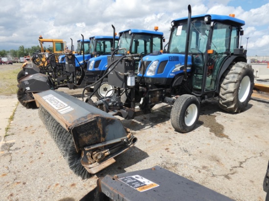 New Holland TN60 Broom Tractor, Cab/Air, 7' Broom, 3pt 7' Blade